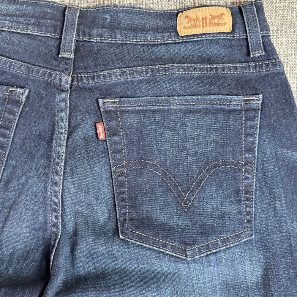 Women Levi's Perfectly Slimming 512 Bootcut Jeans | Size 14 Waist 31 | Dark Wash